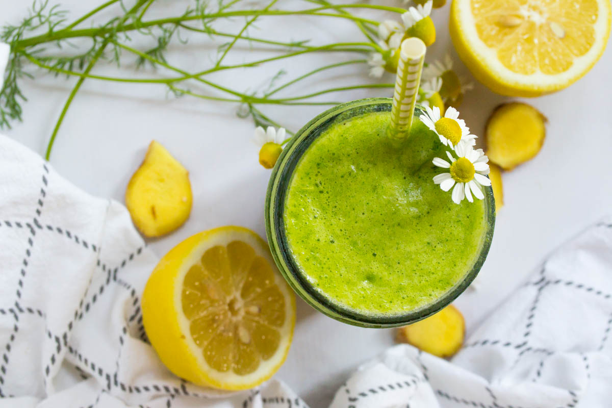 Stomach Flu Smoothie + 10 Natural Stomach Bug Remedies